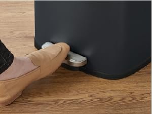 Coș de gunoi Songmics LTB03GS – 30 L, pedală, capac cu închidere lentă, oțel, gri închis - imagine 8