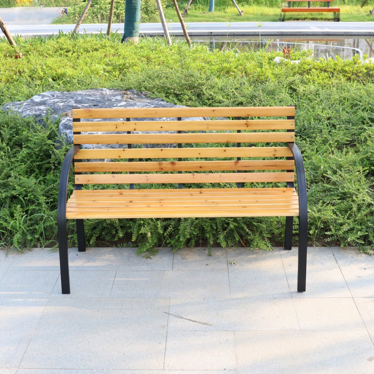 Bancă de grădină Osaka – 2 locuri, lemn de brad și oțel, 122 × 60 × 83 cm - imagine 2