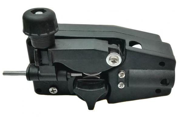 Grup antrenare sârmă MIG-MAG cu motor de 24 V c.c. – 10 W, 2–11 m/min