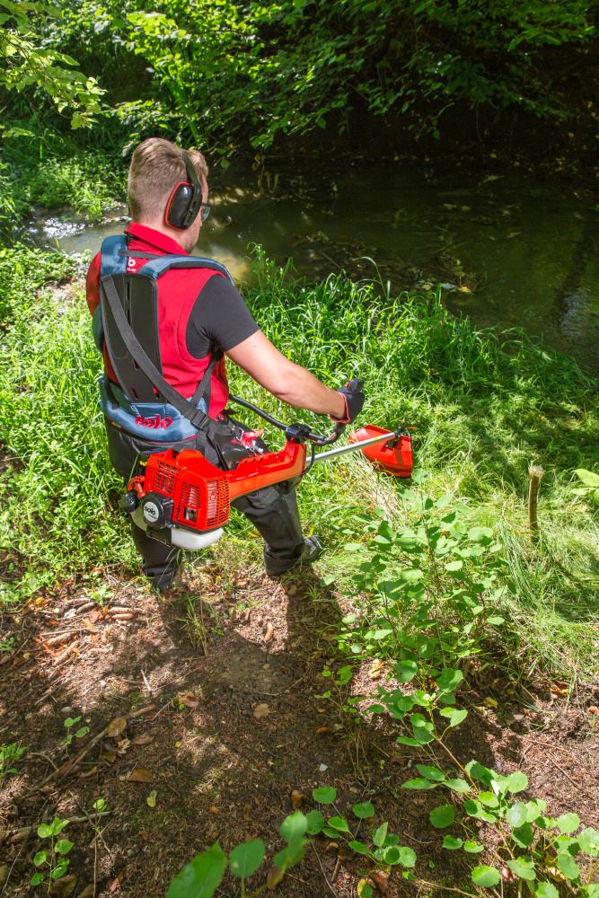 Motocoasa fir si disc SOLO/Al-Ko 151 B, latime de lucru 41cm / 25cm, motor 50.8cc 1.9kW(2.6CP)
